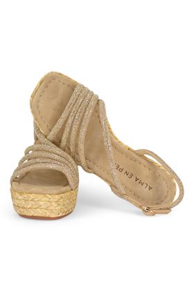 Zatterone con microstrass colore platino. ALMA EN PENA | 51274-SAND
